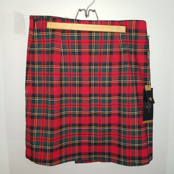 MASSIMO FABBRO ITALY *NWT* Red Tartan Mini Skirt/Kilt. Size Medium - Picture 10 of 11